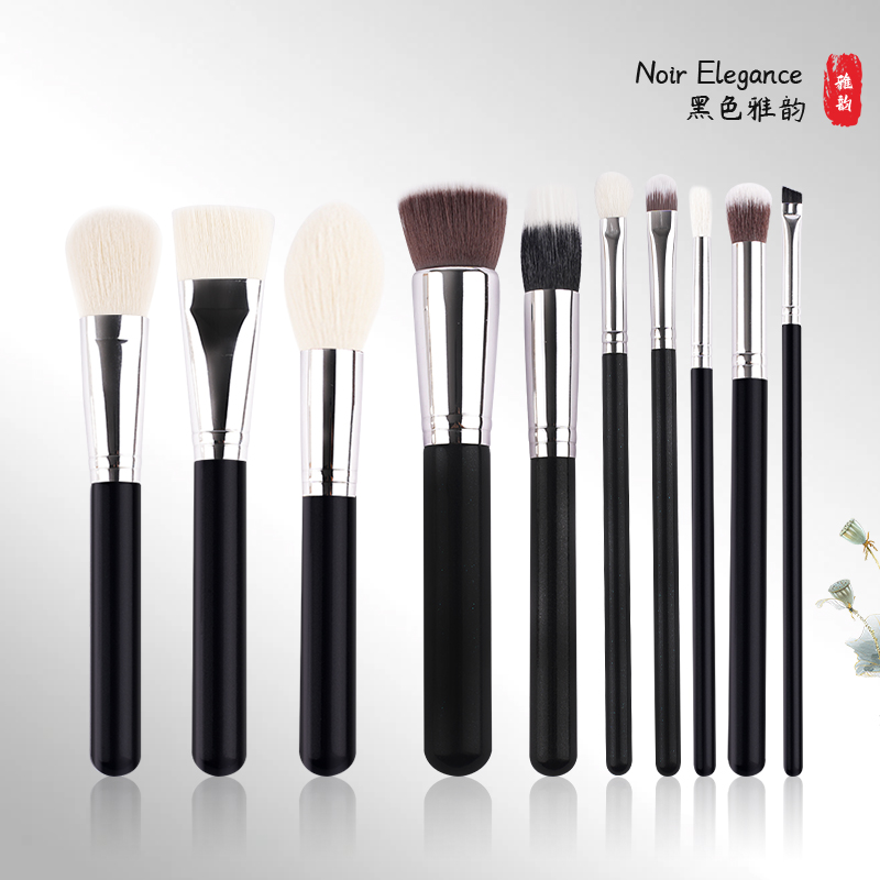 Eco-Friendly Bamboo Handle Makeup Brushes - Sustainable Design Soft Blush Brush with Ergonomic Handle - Ideal for Beginner