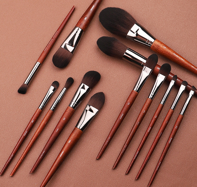 Custom MUF112 Portable Foundation Brush Short Handle Brush Cruelty Free MUF Series Kabuki Makeup Brushes Manufacturer
