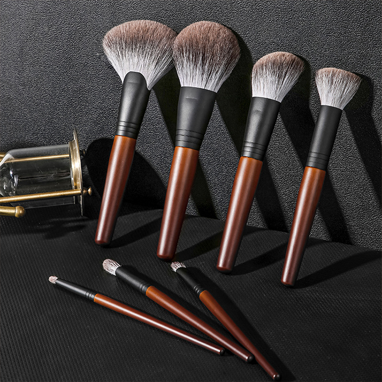 Factory Direct Wholesale Highend Natural Animal Hair Wood Powder Foundation Blusher Eye Shadow Makeup Brushes