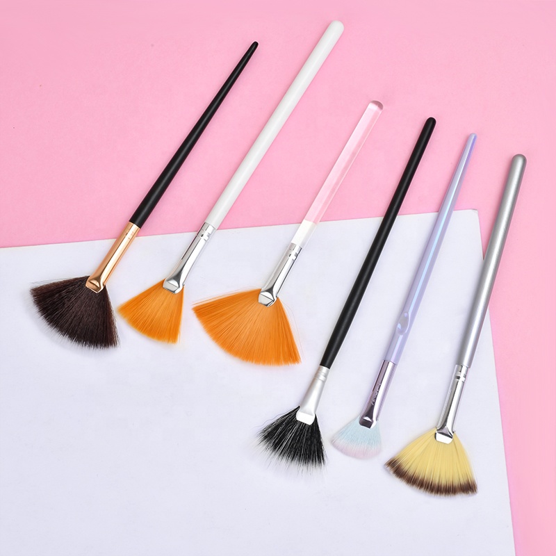 Makeup Brush Image 7