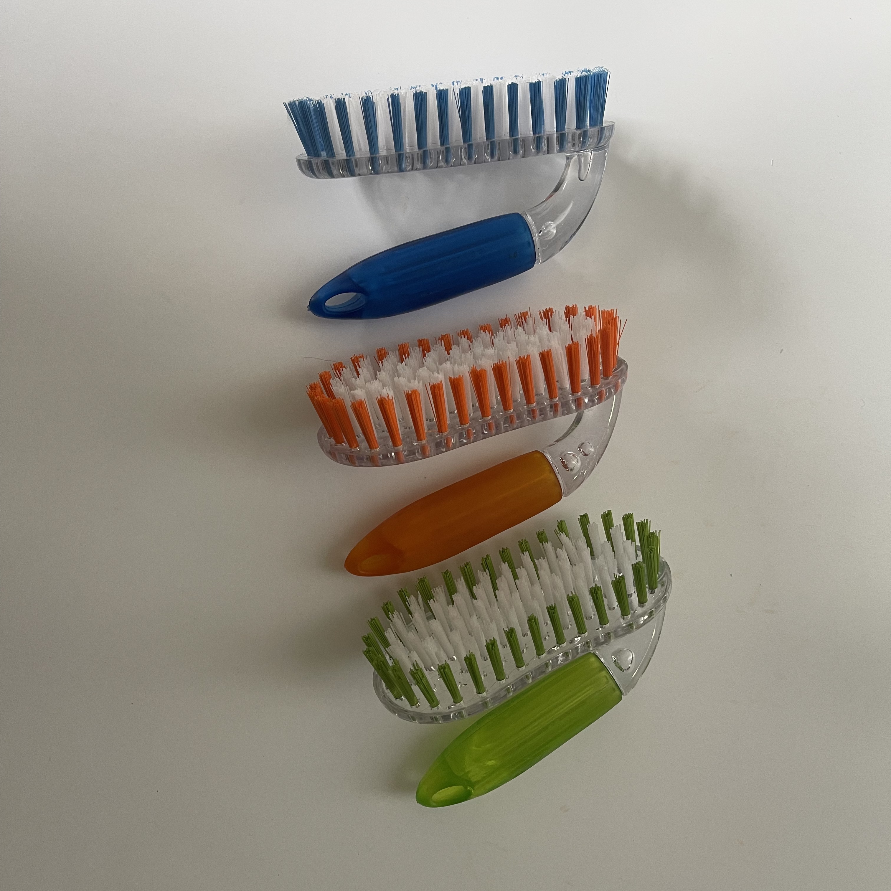 Wholesale Plastic Multifunctional Three Color Cleaning Brushes Stiff Bristles Portable Design for Bathroom Use Custom Color