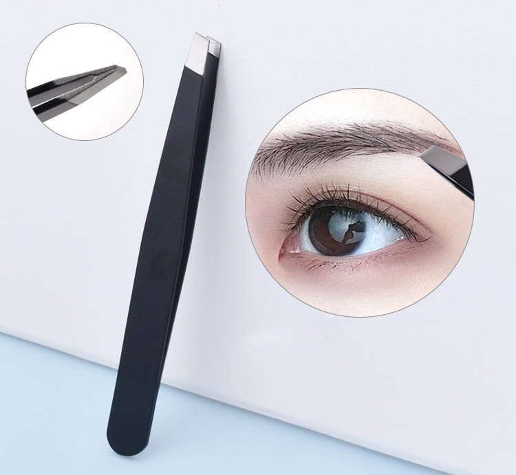 Eyebrow Trimming Tool Detail 3