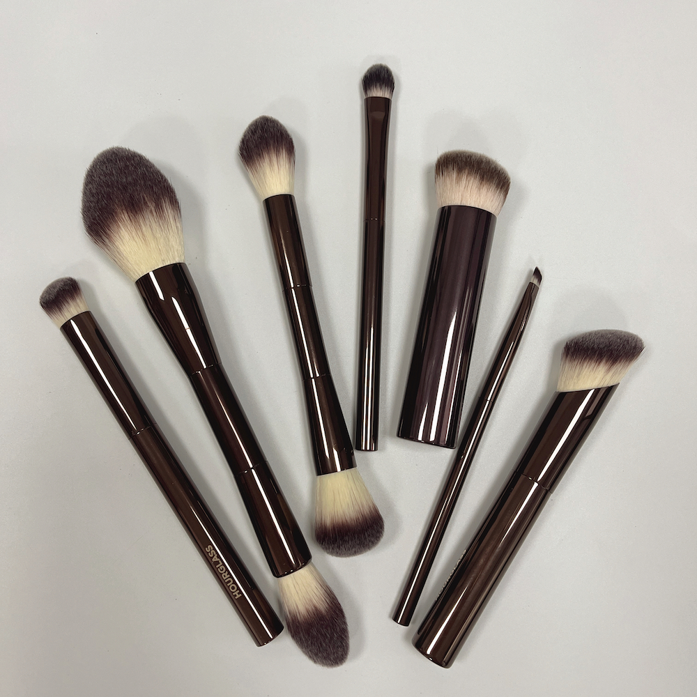 Makeup Brush Image 1