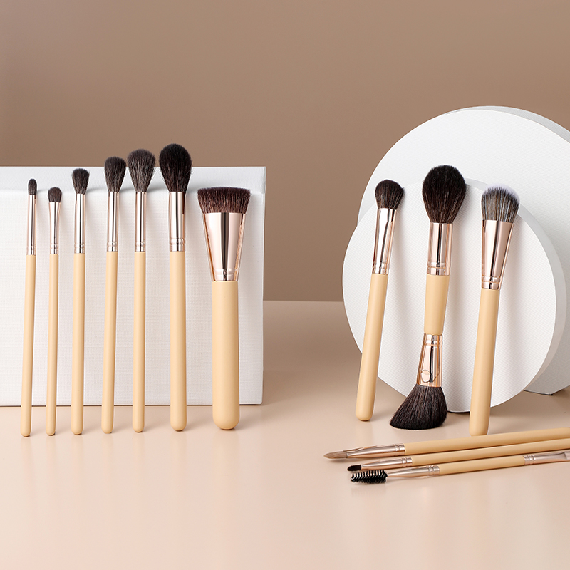 Wholesale Makeup Cosmetic Brush Caramel Color Factory OEM/ODM Beige Handle Copper Ferrule Natural Goat Hair Makeup Brush 13pcs