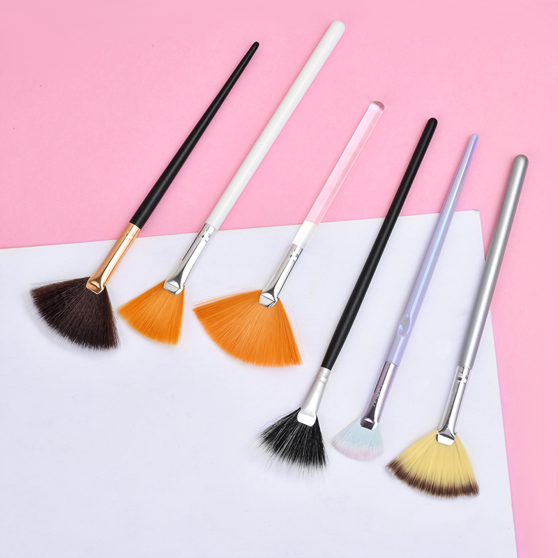 Customized Material Mini Mask Applicator Facial Brush Synthetic Hair Flat Brush Facial Mask Fan Brush Set