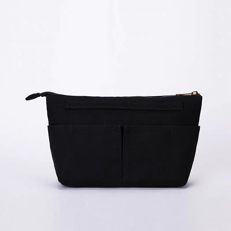 Eco-Friendly Organic Cotton Canvas Cosmetic Bag Fashionable Portable Travel Accessory Zipper Zero Waste Features Letter Pattern