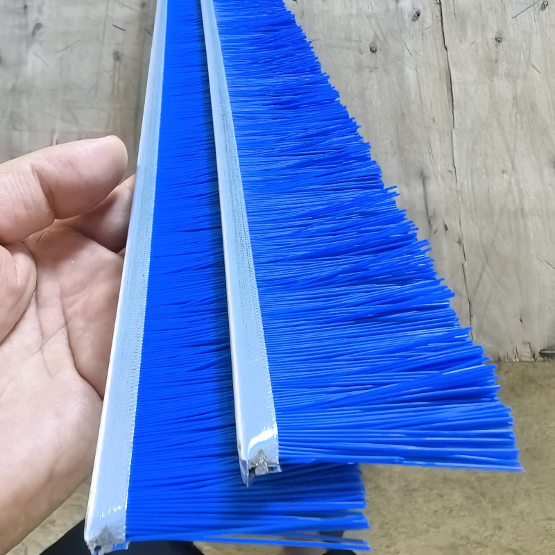 Thickened Nylon Dust Brush Linear Mechanical Brush With Sealing Strip Dust Collection Brush