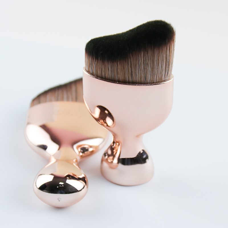 Portable Multi-Function Synthetic Hair Makeup Brush Custom Personalized For Foundation Face Makeup Contouring Blending Stippling