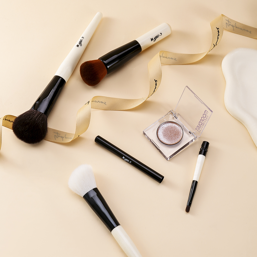 New 9pcs Makeup Brush Set Luxury Portable Wooden Handle Environmentally Friendly Material Customizable logo