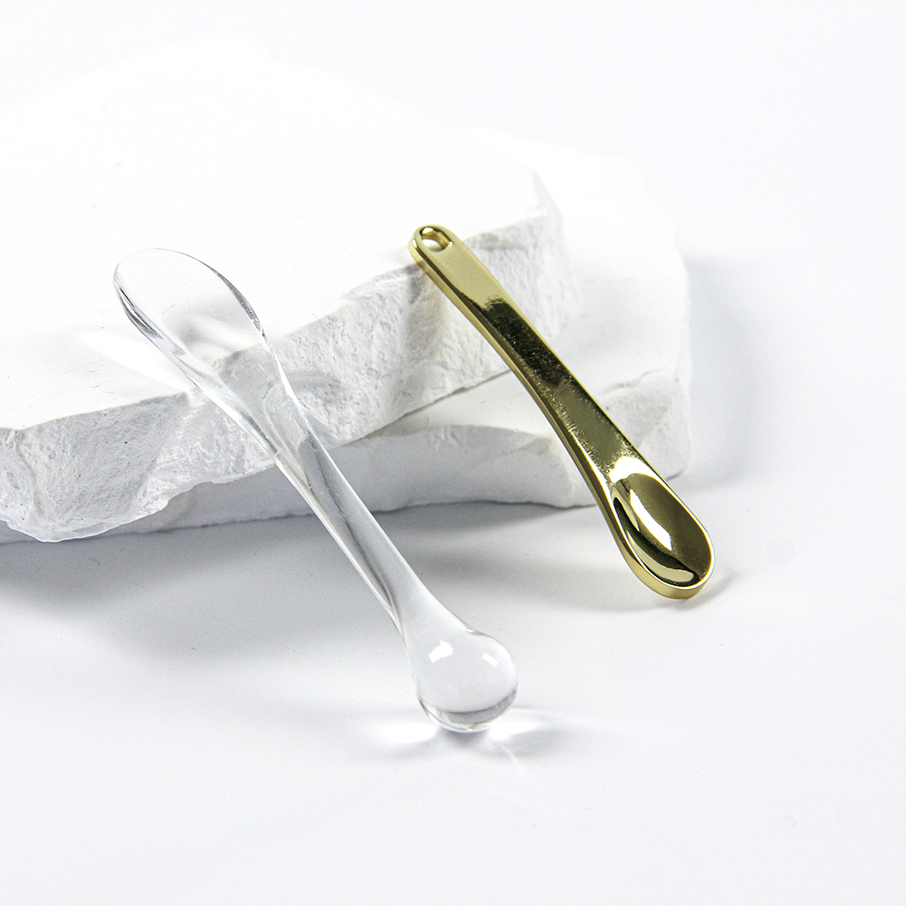 Luxury Metal Gold Plastic Lifting Face Cream Applicator Beauty Scoop Lip Cream Spoon Metal Silver Cream Metal Cosmetic Spatula