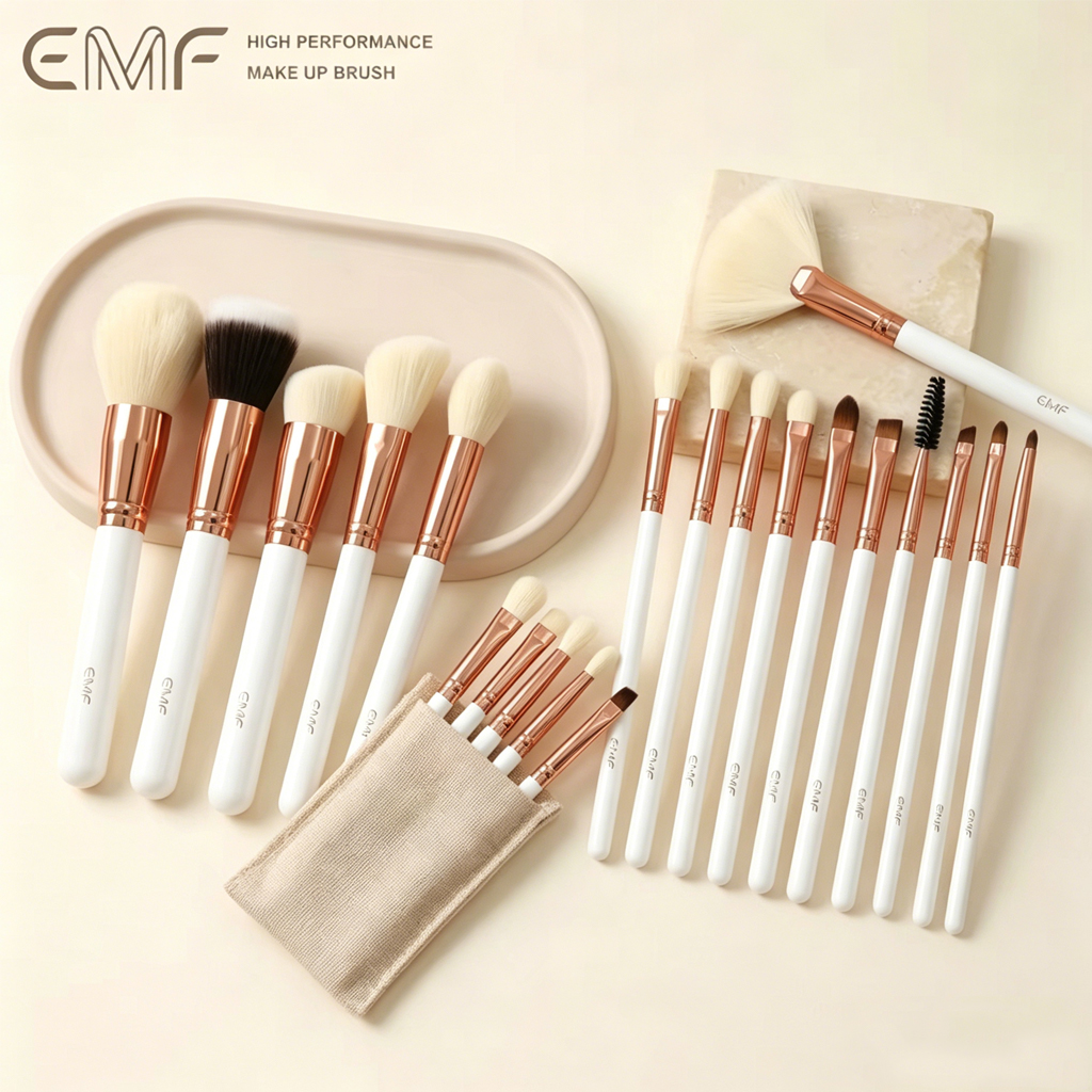 Makeup Brush Set View 3