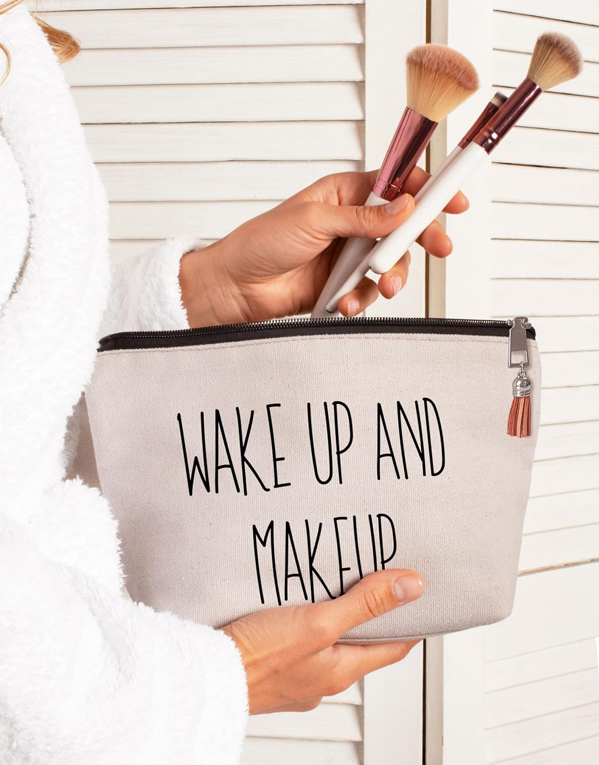 Fashionable Eco-Friendly Canvas Cosmetic Bag Zipper Portable Waterproof for Toiletry Pouch for Makeup Beauty Products Low