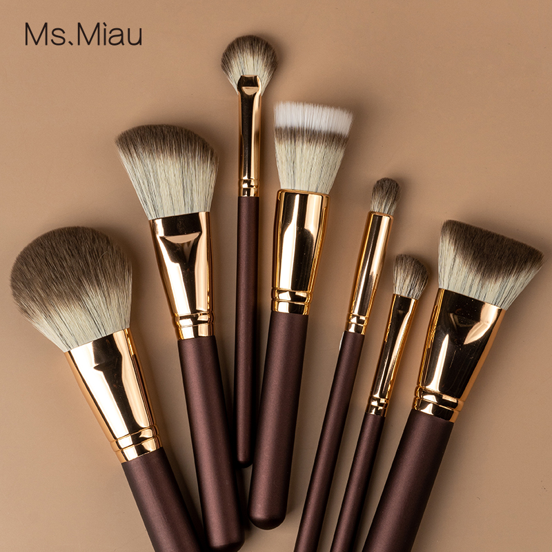 Wholesale 2026 Vegan &amp; Cruelty-Free 12Pcs Professional Makeup Brush Set - Wooden Handle, Mixed Bristle, Custom Logo