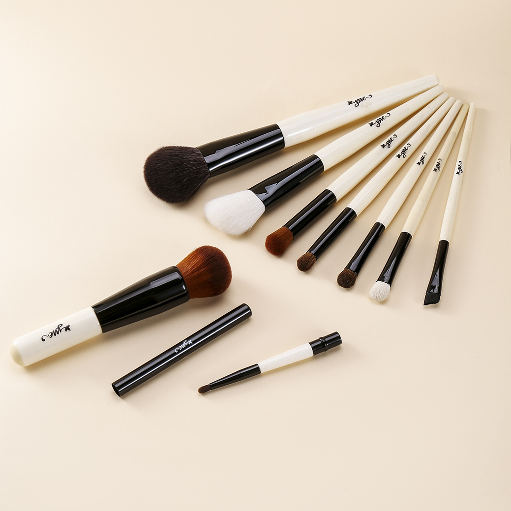 New 9pcs Makeup Brush Set Luxury Portable Wooden Handle Environmentally Friendly Material Customizable logo