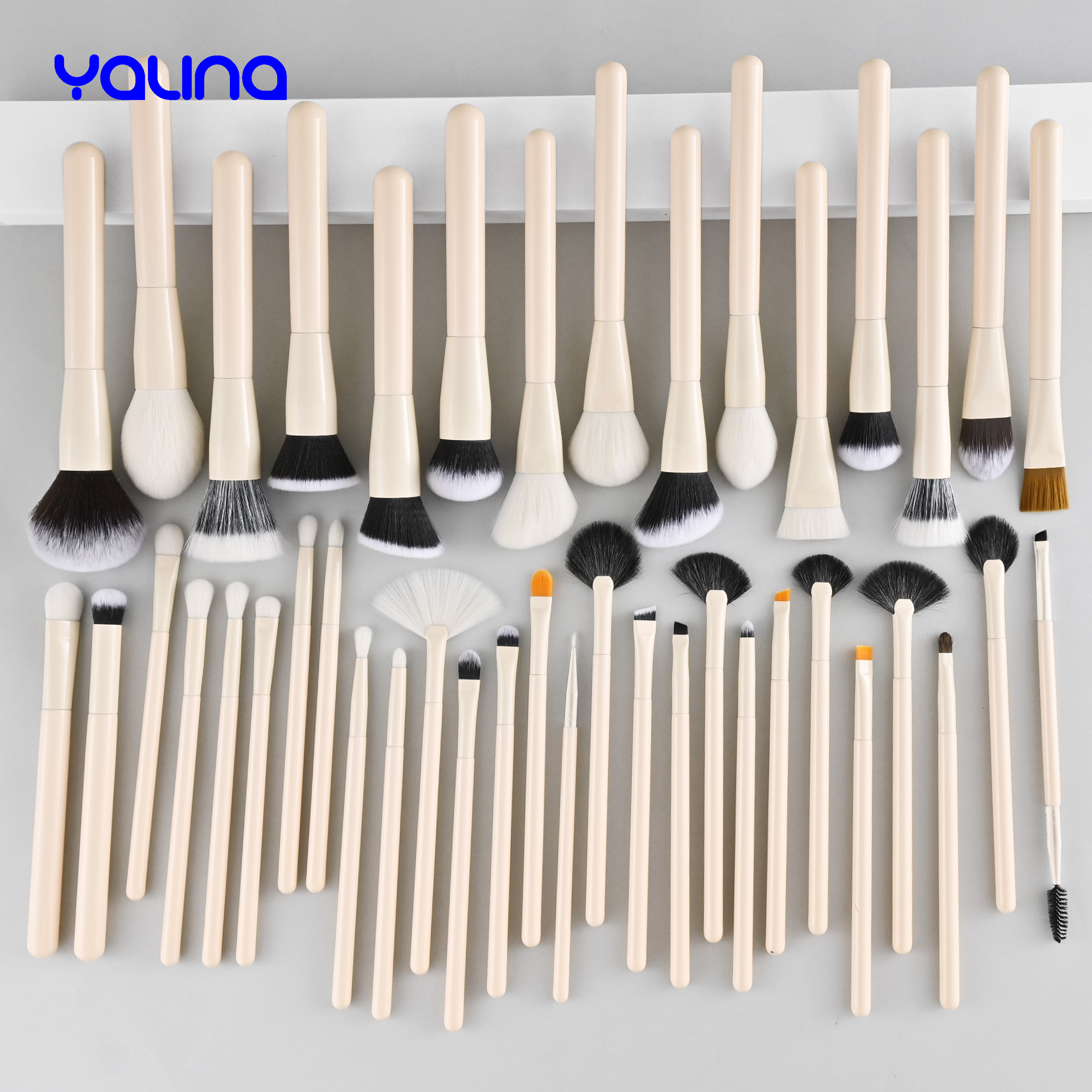 Private Label Portable Vegan 42pcs Make up Brush Set Custom Powder Foundation Eyes Brushes Makeup Brushes Kit with Bag