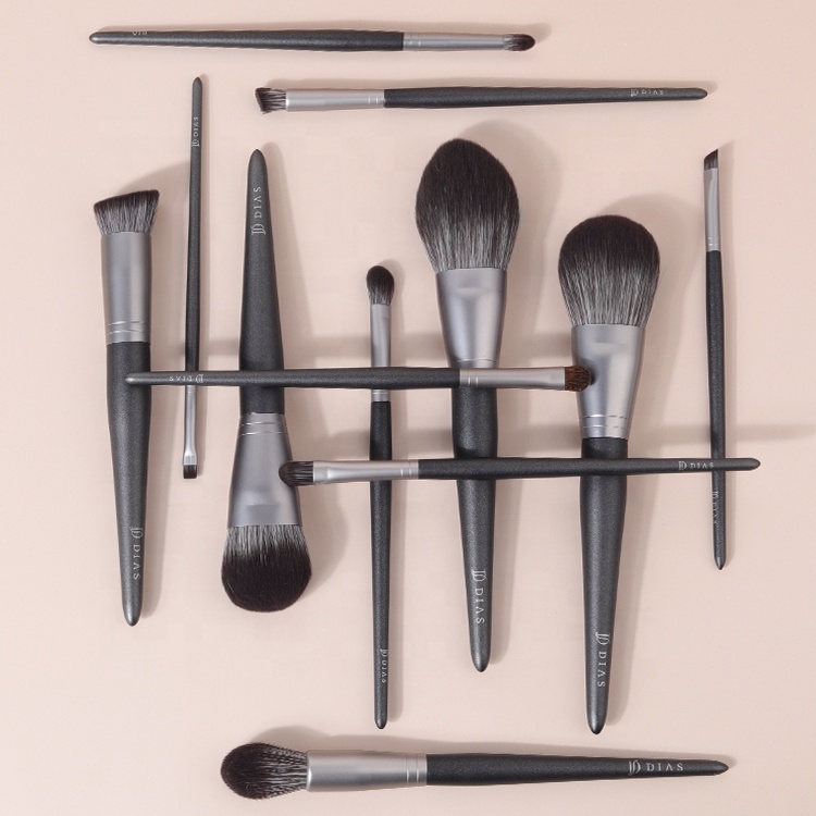 12Pcs High Quality Eco Ever Beauty Custom Logo Professional Luxury Vegan Cosmetic Buy Make up Brushes