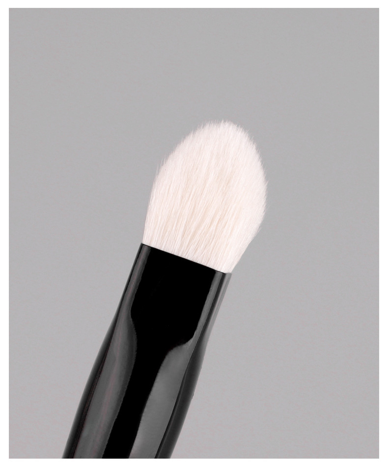 Makeup Brush Detail 7