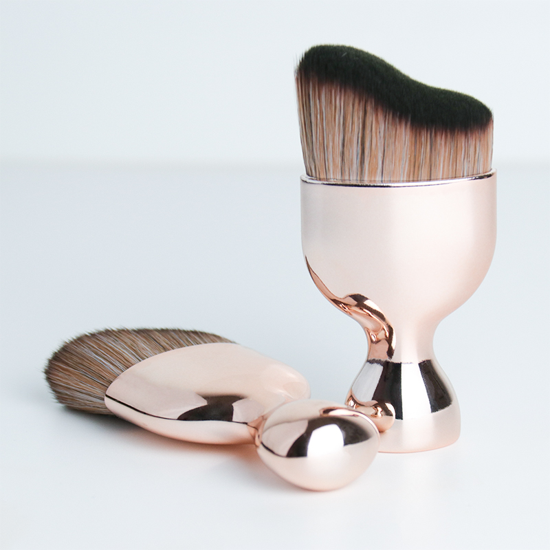 Portable Multi-Function Synthetic Hair Makeup Brush Custom Personalized For Foundation Face Makeup Contouring Blending Stippling