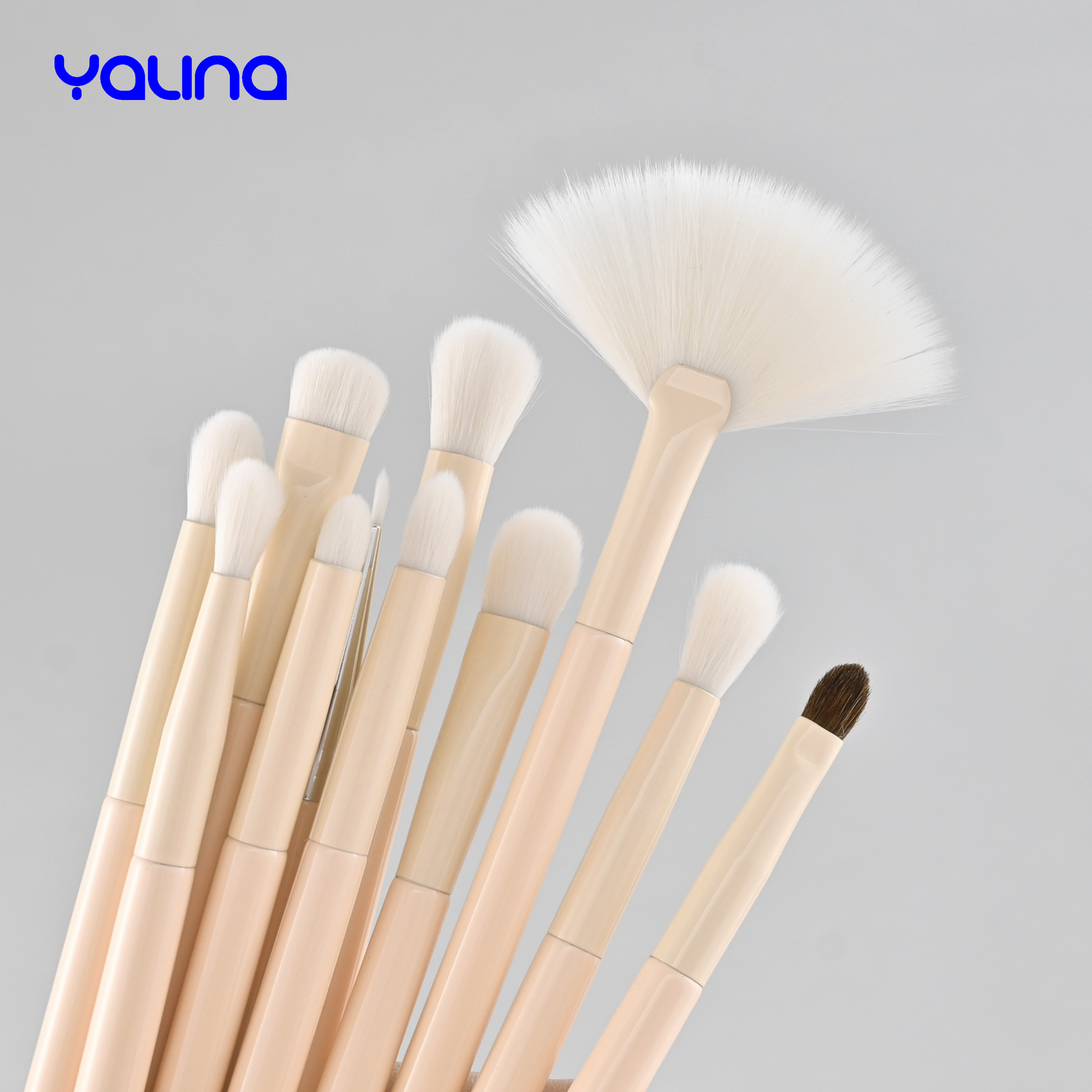 Private Label Portable Vegan 42pcs Make up Brush Set Custom Powder Foundation Eyes Brushes Makeup Brushes Kit with Bag
