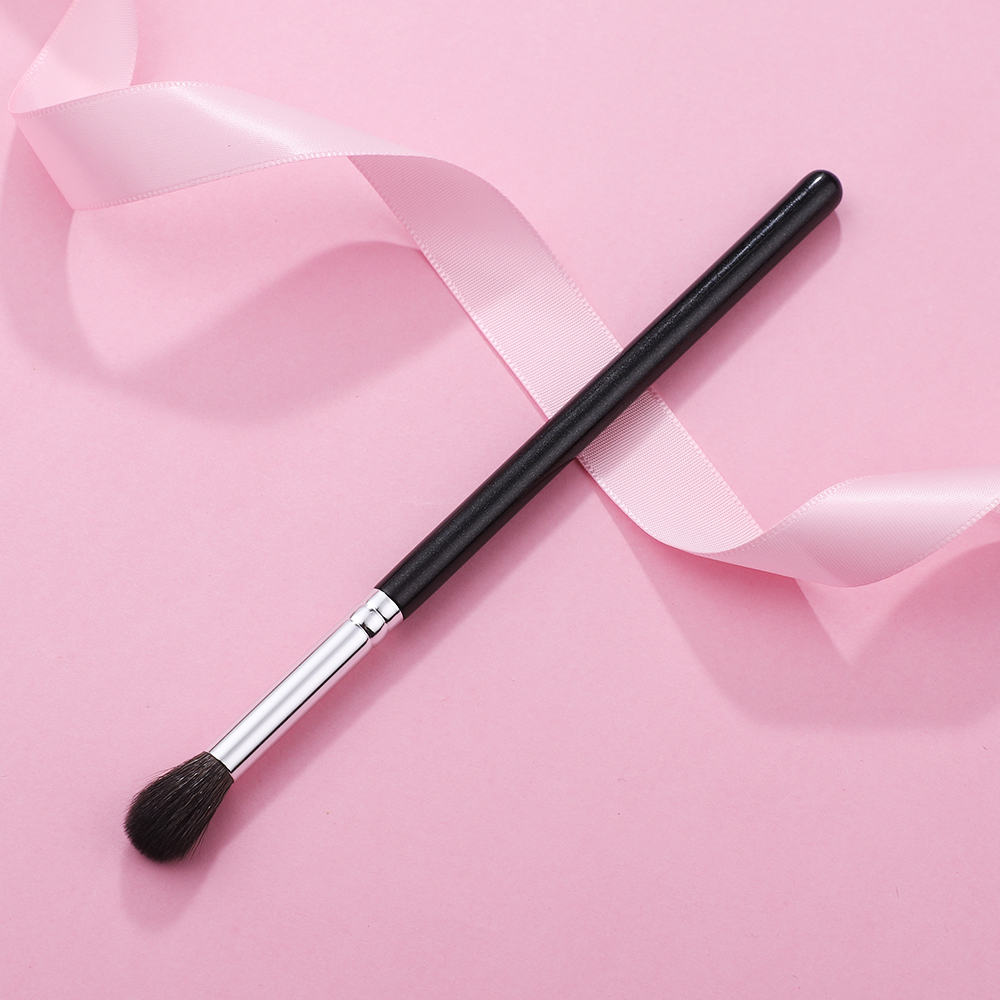 Professional Single Eyeshadow Brush Soft Natural Goat Hair Fluffy Bristle Custom Round Head Eye Blending Brush Factory Sale