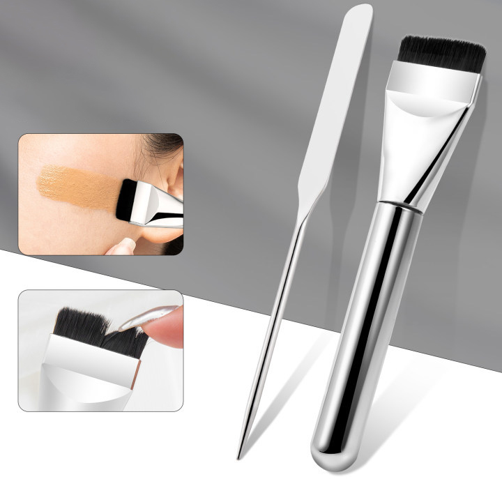 FOCSTAR Luxury Silver Flat Thin Plastic Fiber Foundation Makeup Brush Customized Logo Facial Concealer Application (14x3x1.5cm