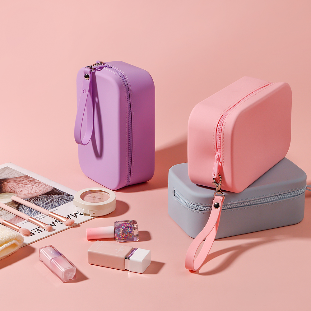 OEM/ODM Accepted Eco-Friendly Zipper Closure Makeup Cosmetic Bag Wholesale Travel Reusable Custom Toiletry Bag with Logo