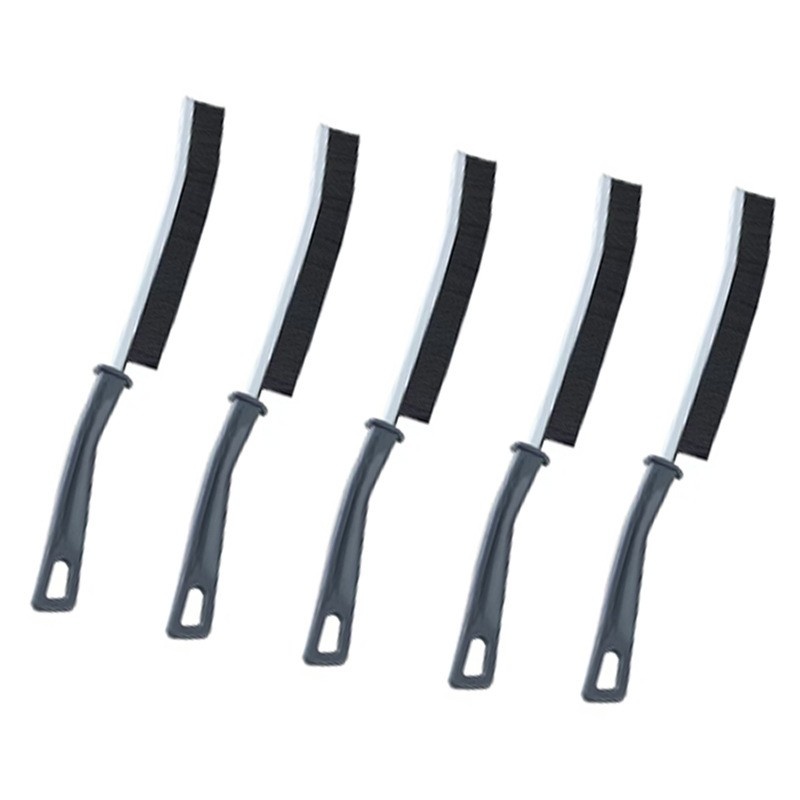 Gap Cleaning Brush Showcase 4