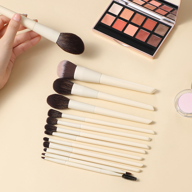 Custom Logo Private Label Makeup Brush Set Professional Cosmetic Brushes Kit High Quality Makeup Tools Factory Wholesale OEM