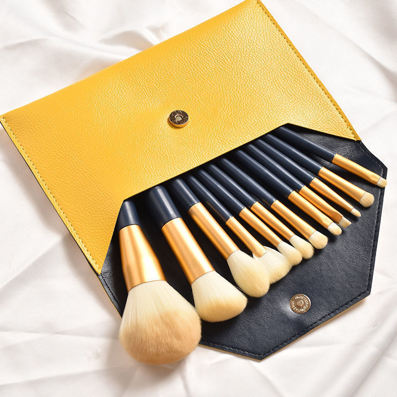 Best Selling Luxury 12-Piece Vegan Professional Makeup Brushes Set High Quality with Soft Synthetic Fibre Hair Storage Bucket