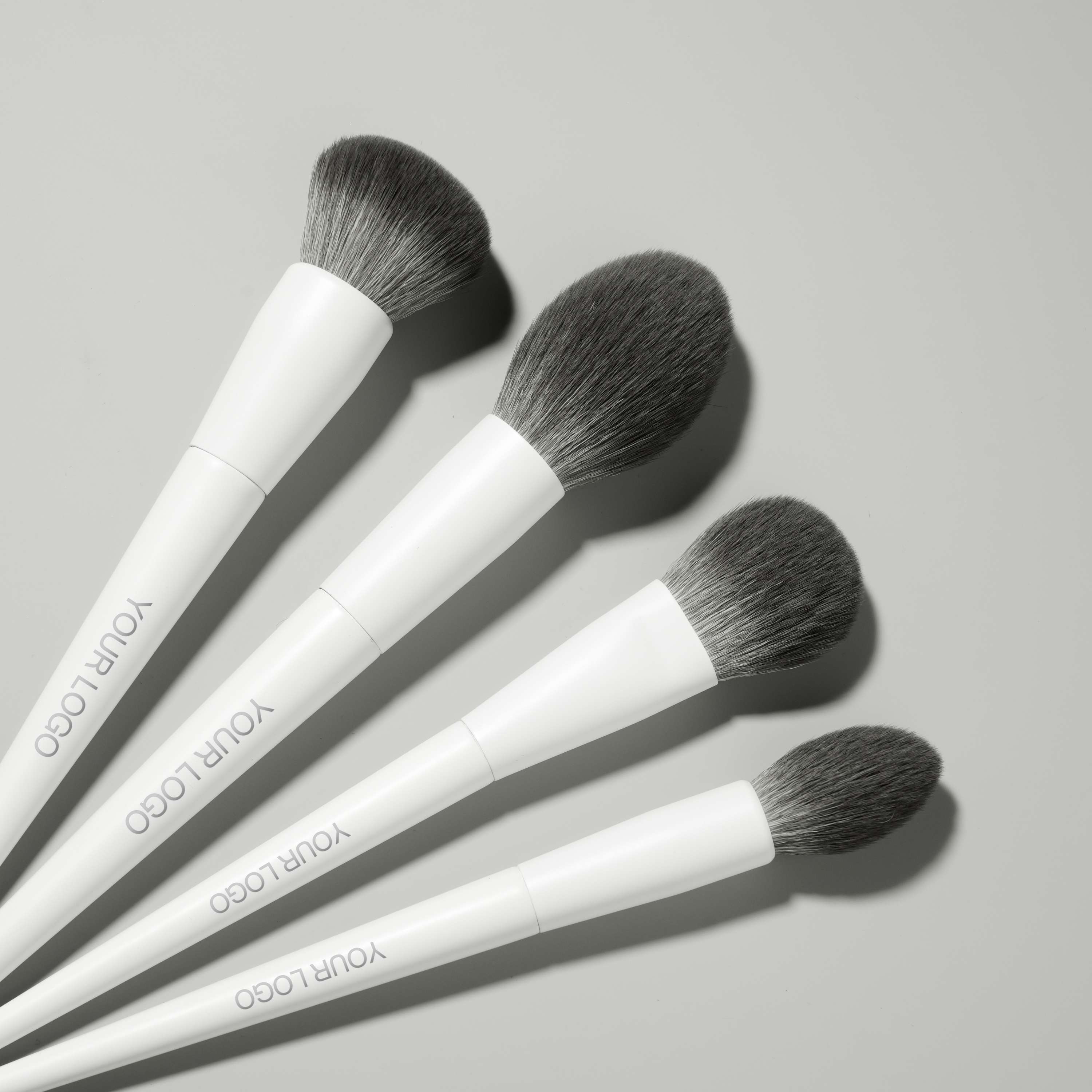 YM High Quality Custom 15-Piece Wood Handle Makeup Brush Set Flat Shape For Face Concealer Eyeliner Eyebrow Cruelty-Free Vegan