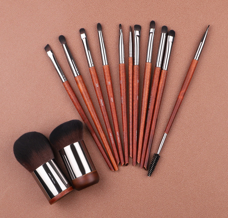 Custom MUF112 Portable Foundation Brush Short Handle Brush Cruelty Free MUF Series Kabuki Makeup Brushes Manufacturer