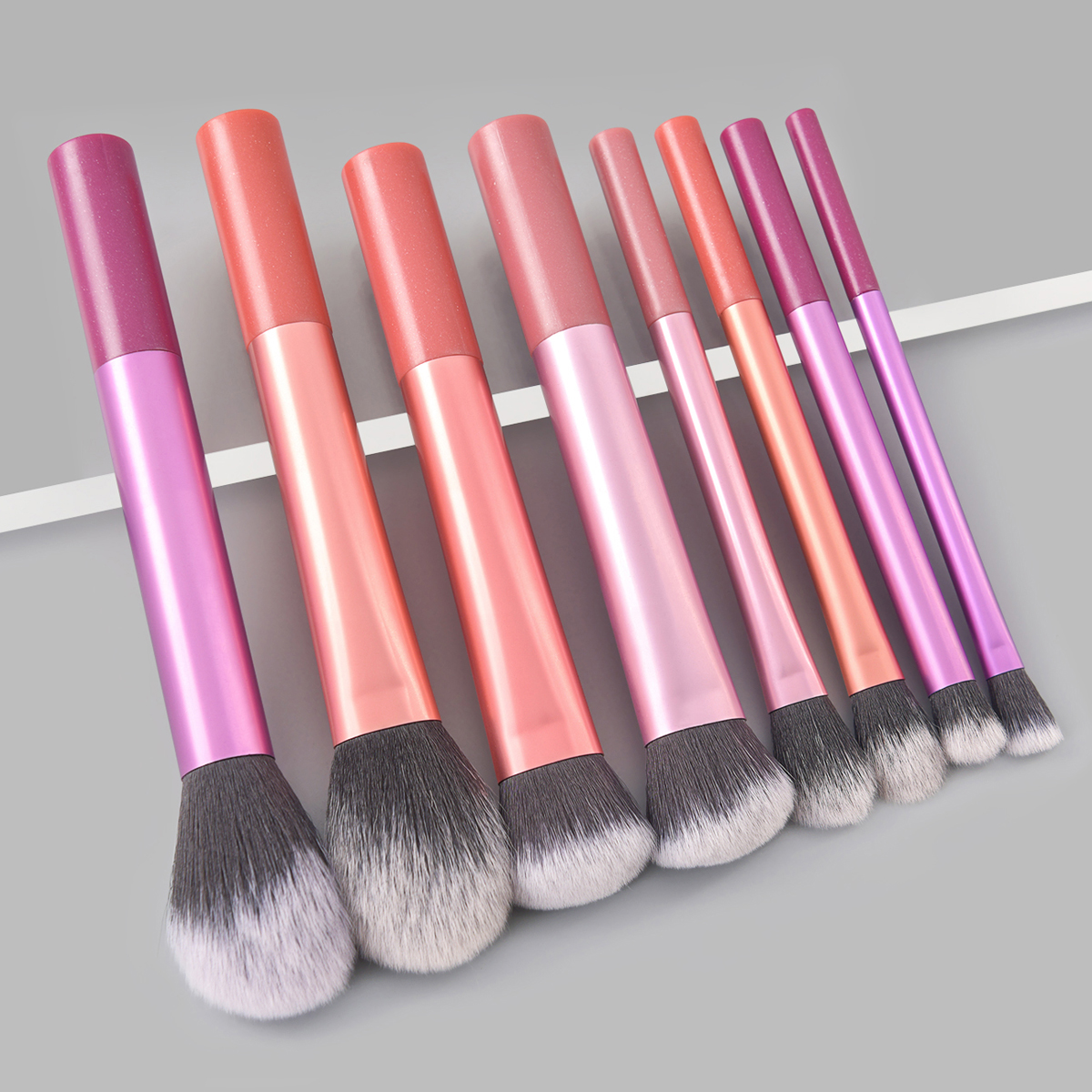 Custom Logo Beauty Color Professional Makeup Brush Set 8-Piece Wood Handle Nylon Bristles Face Makeup Tools High Quality Leather