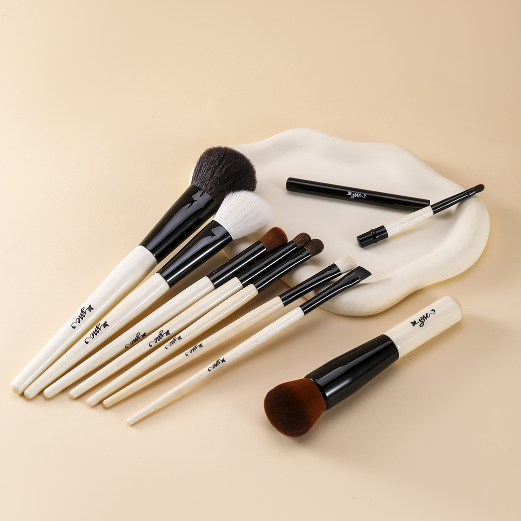 New 9pcs Makeup Brush Set Luxury Portable Wooden Handle Environmentally Friendly Material Customizable logo