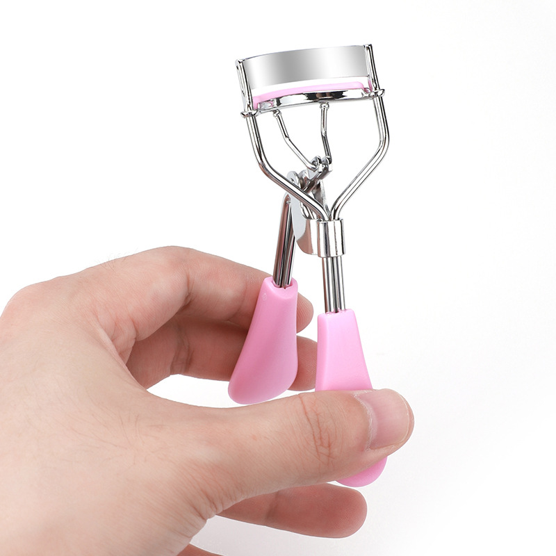 Eyelash curler detail 6