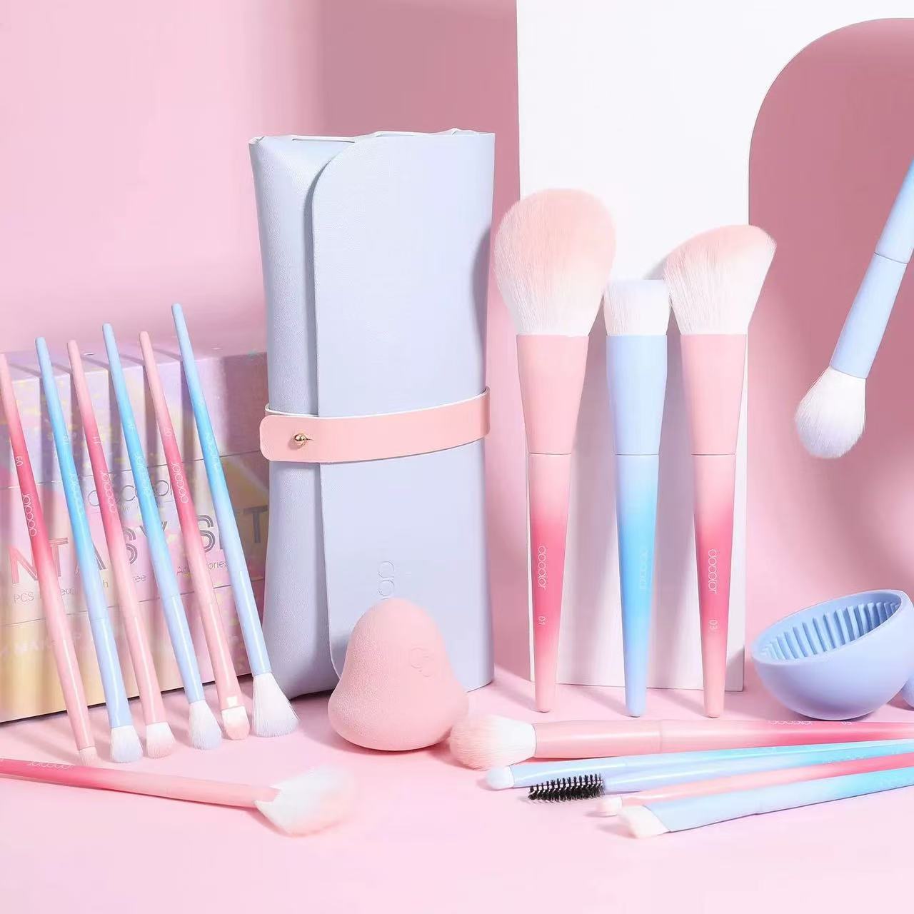 Portable Smooth Precise Face Cosmetic Application Brush Set Makeup Beginners Elegant Daily Beauty Looks Luxury Makeup Brush Set