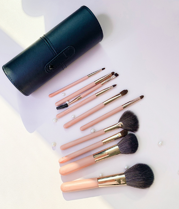Rose Gold Pink 10-Piece Soft Synthetic Hair Flat Face Makeup Brush Set with Concealer Professional Beauty Tool Kit