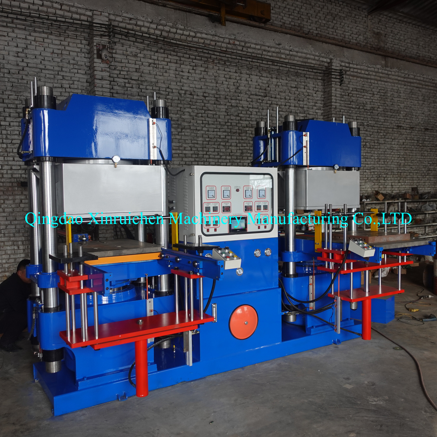 Silicone Makeup Sponge Vulcanization Machine Showcase 2