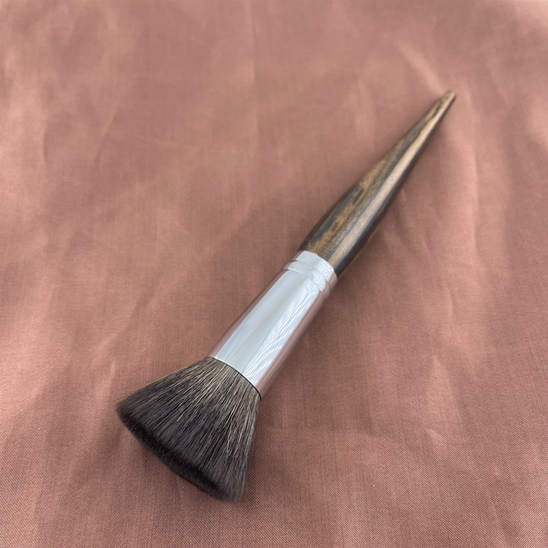 Brush Feature 4