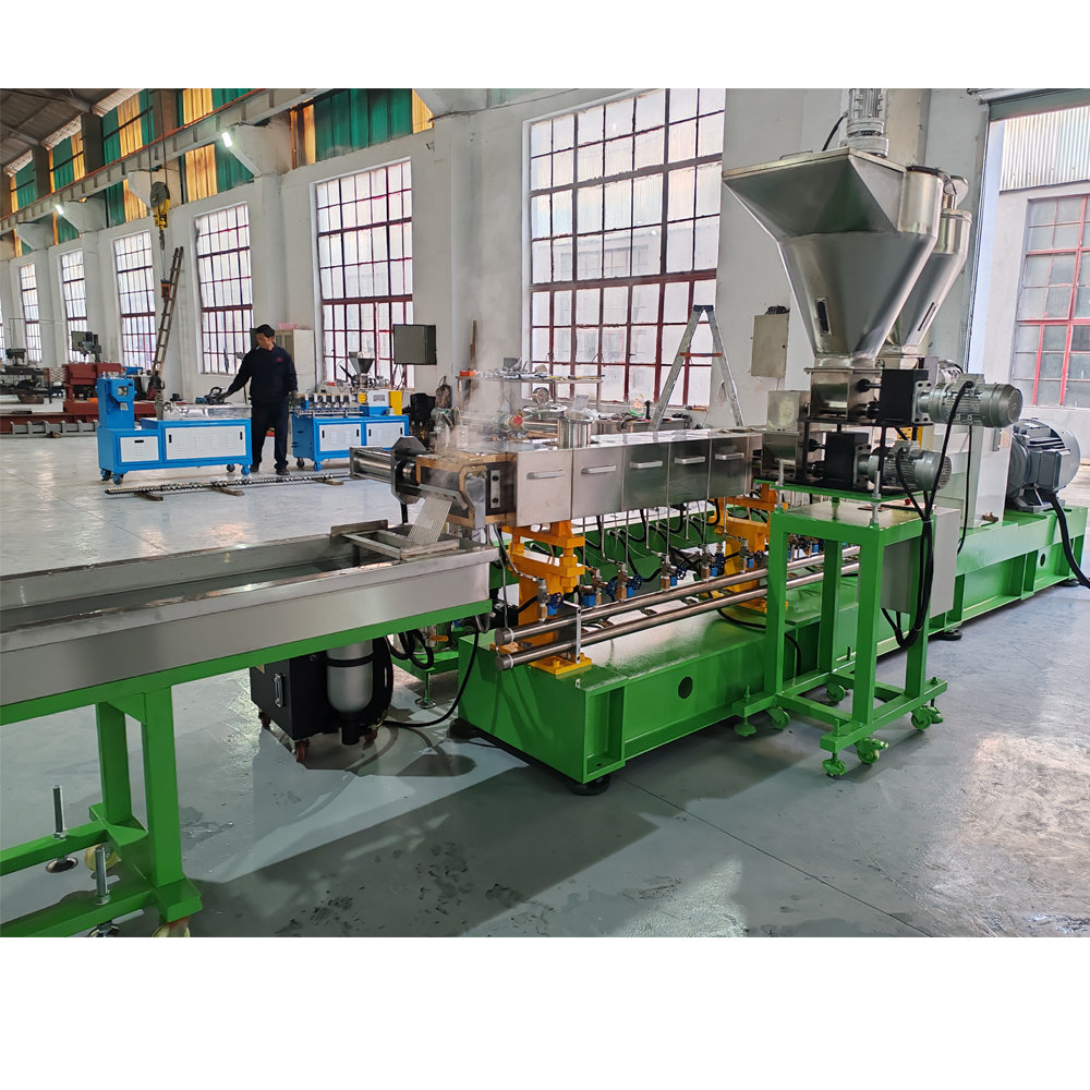PA6 PA66 Fiberglass Nylon Twin Screw Extruder Machine With PLC &amp; Gearbox High Productivity