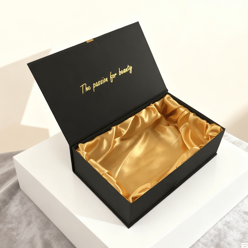 Custom Logo Luxury Black and White Gift Box Packaging Wig Hairbrush Extension Magnetic Gift Box with Satin Section Lining