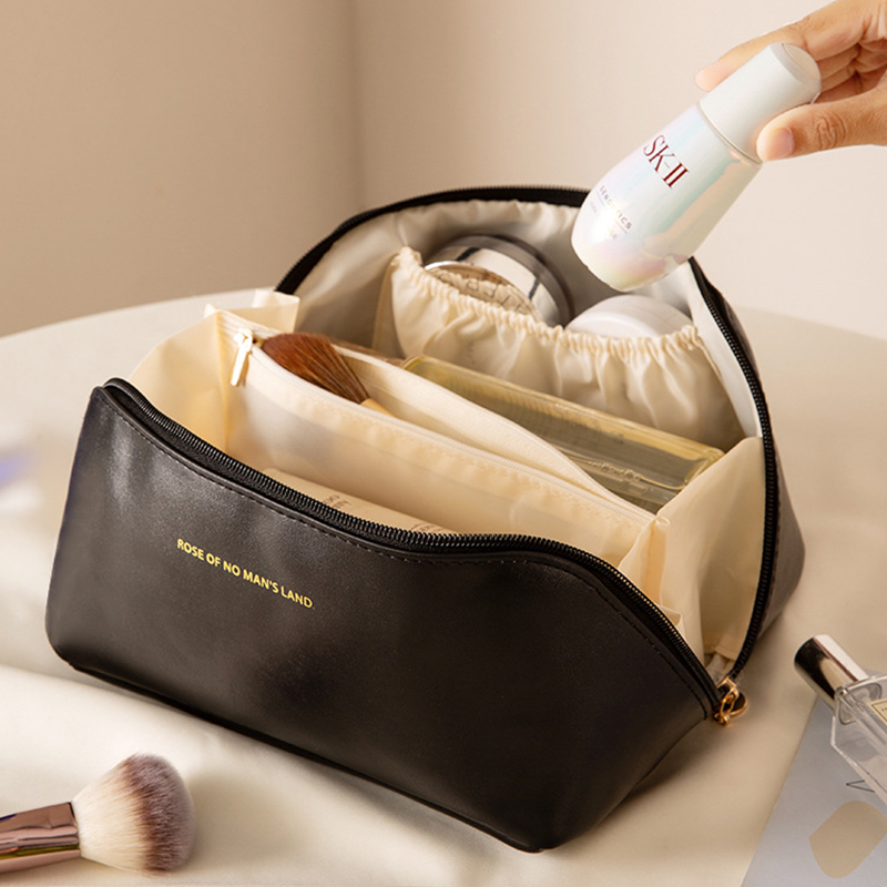 OEM Factory Custom Travel Cosmetic Bags Pu Leather Portable Makeup Bag Skincare Bag for Washing Beauty