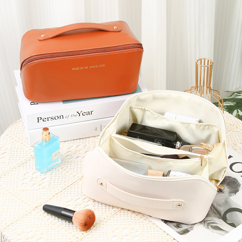 OEM Factory Custom Travel Cosmetic Bags Pu Leather Portable Makeup Bag Skincare Bag for Washing Beauty
