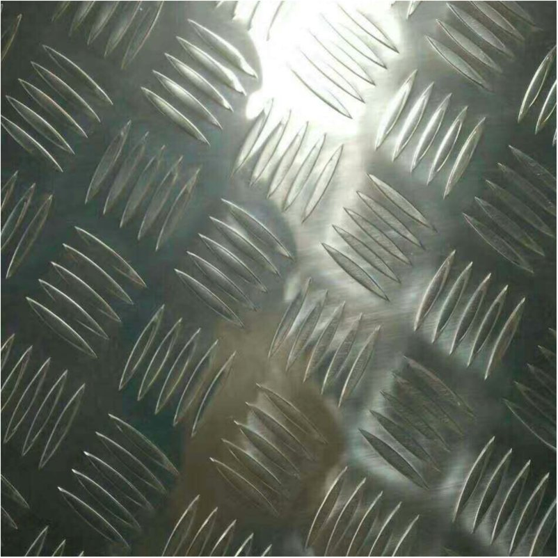 Heavy-Duty 5 Bar Aluminum Checkered Plate for Industrial Applications