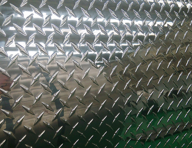 Aluminum Skid Plate One Bar Diamond Pattern, Anti Slip Checkered Plate Material