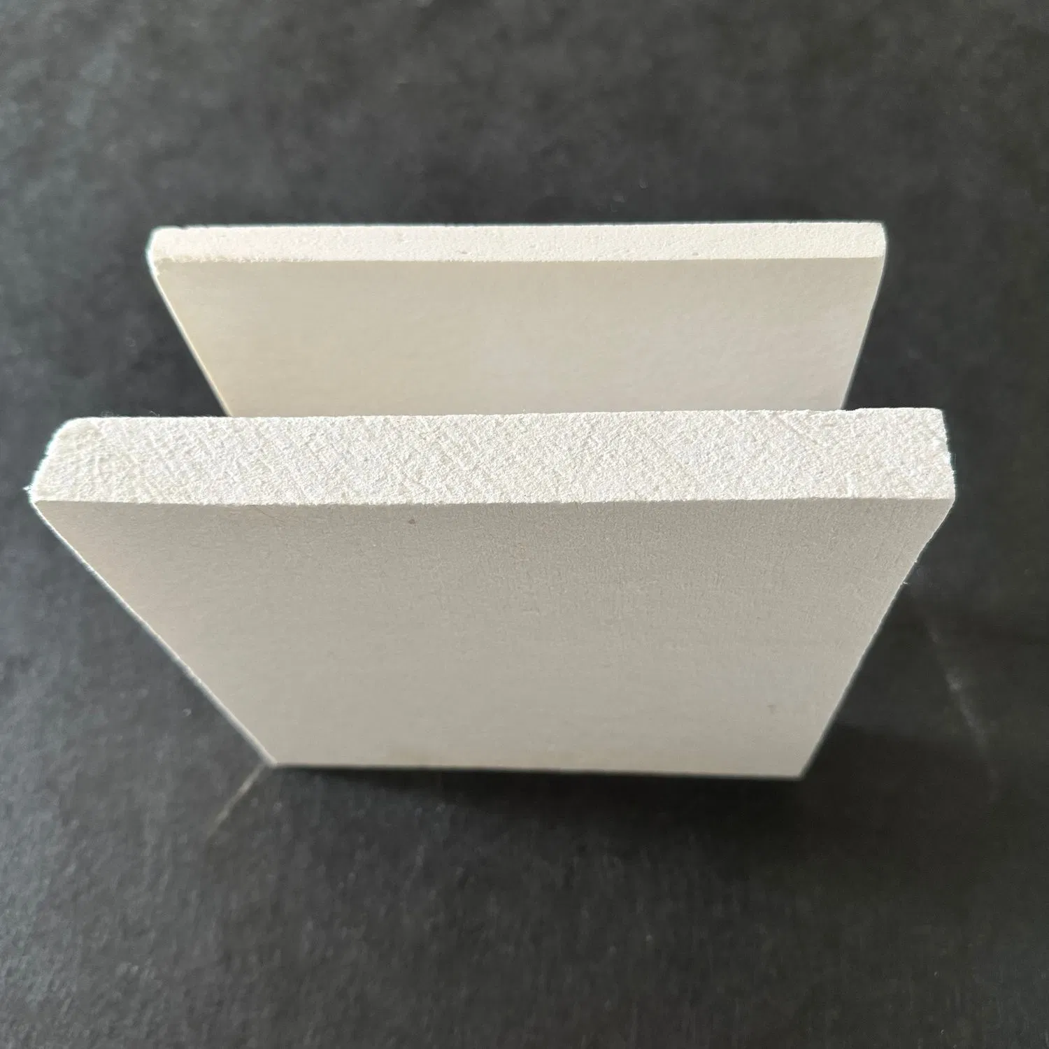 Made in China High Strength Heat Insulation Building Material Ceramic Fiber Board Can Be Cut to Any Shapes Building Material