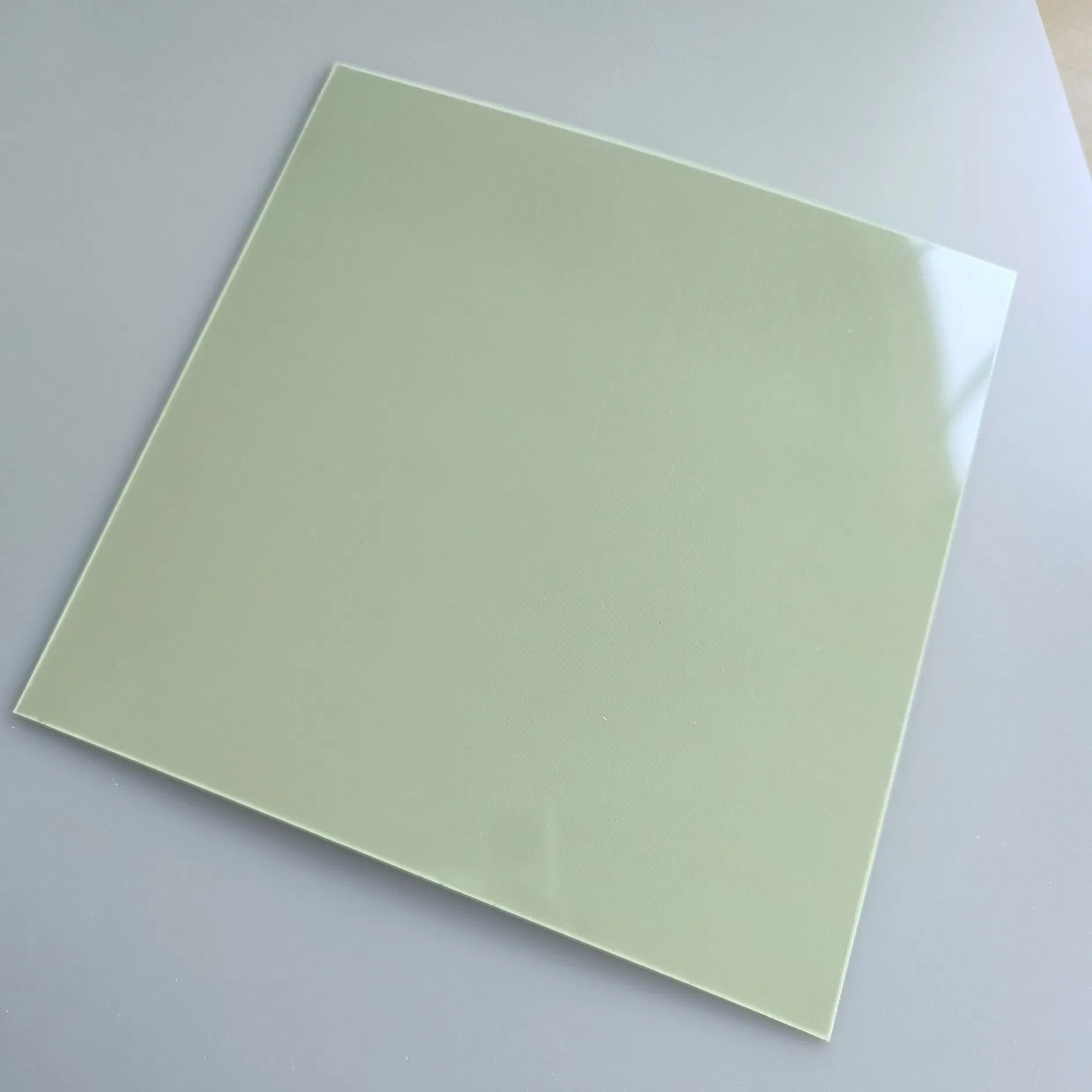 Fr4 Copper Clad Plate Is The Main Material of Automotive Electronics