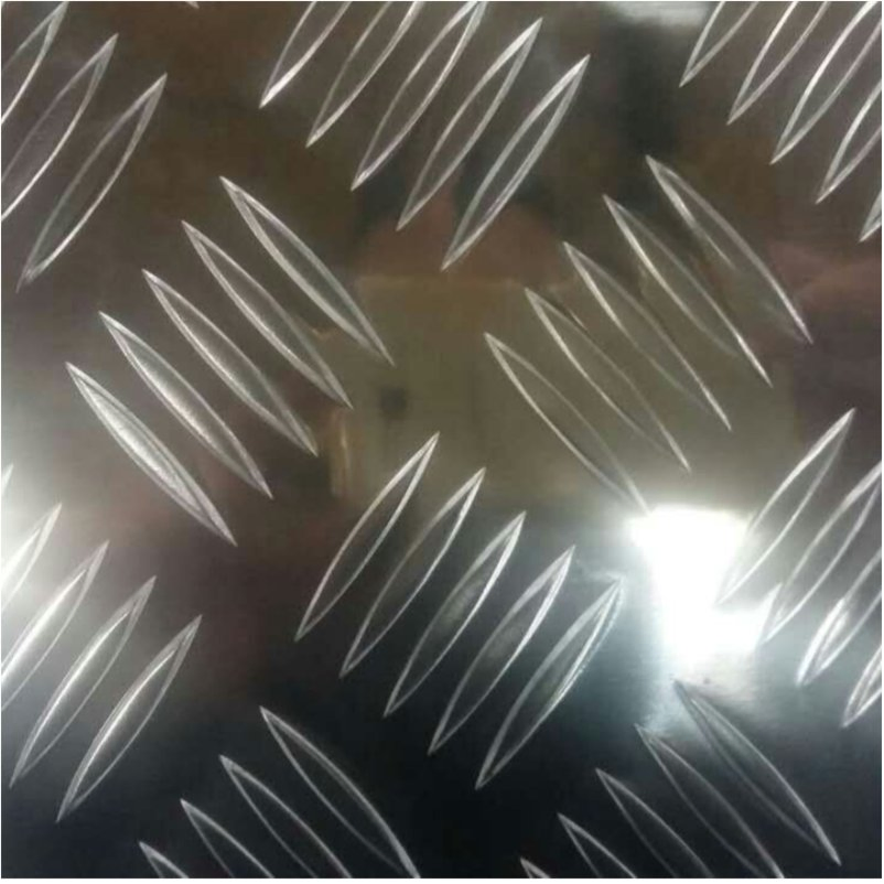 Heavy-Duty 5 Bar Aluminum Checkered Plate for Industrial Applications