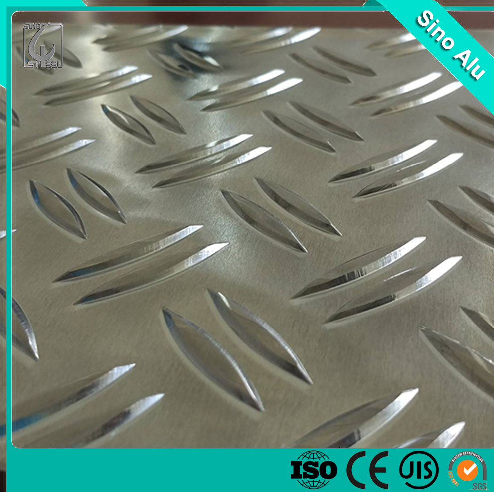 Anti-Slip A1050 Aluminium/Alu Alloy Embossed Checkered Tread Sheet and Coil Checkered Plate Building Material