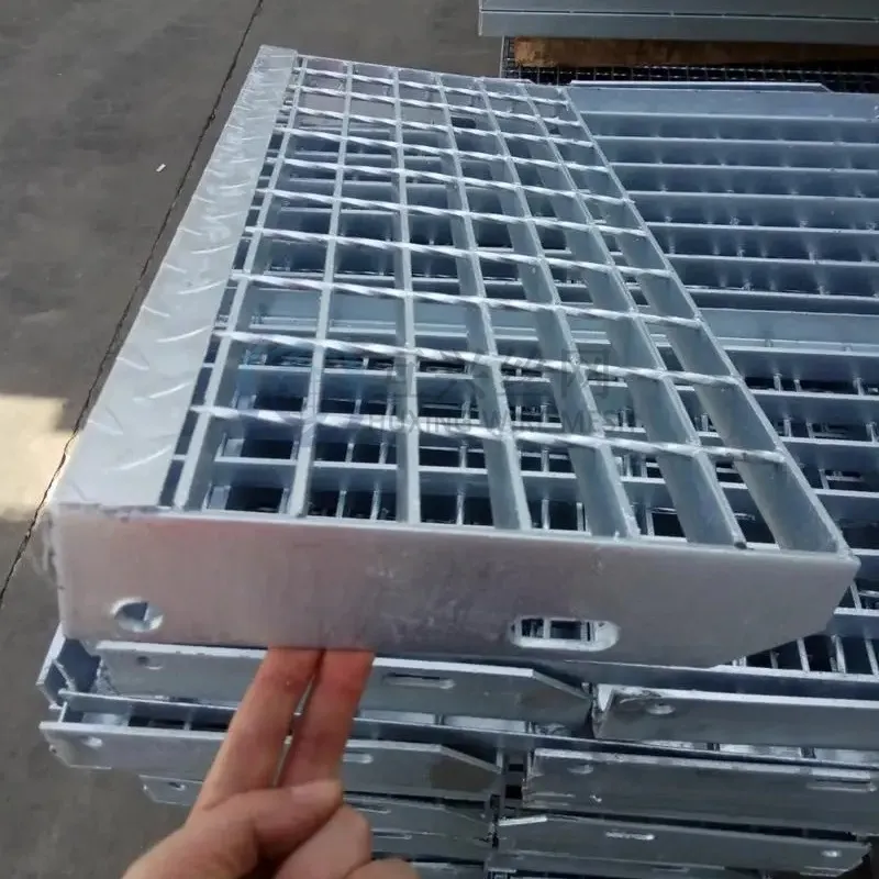 Stair Tread Detail 3