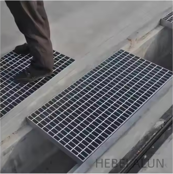 Grating Fiberglass Grating Walkway with Gritted Surface for Anti-Slip Solution